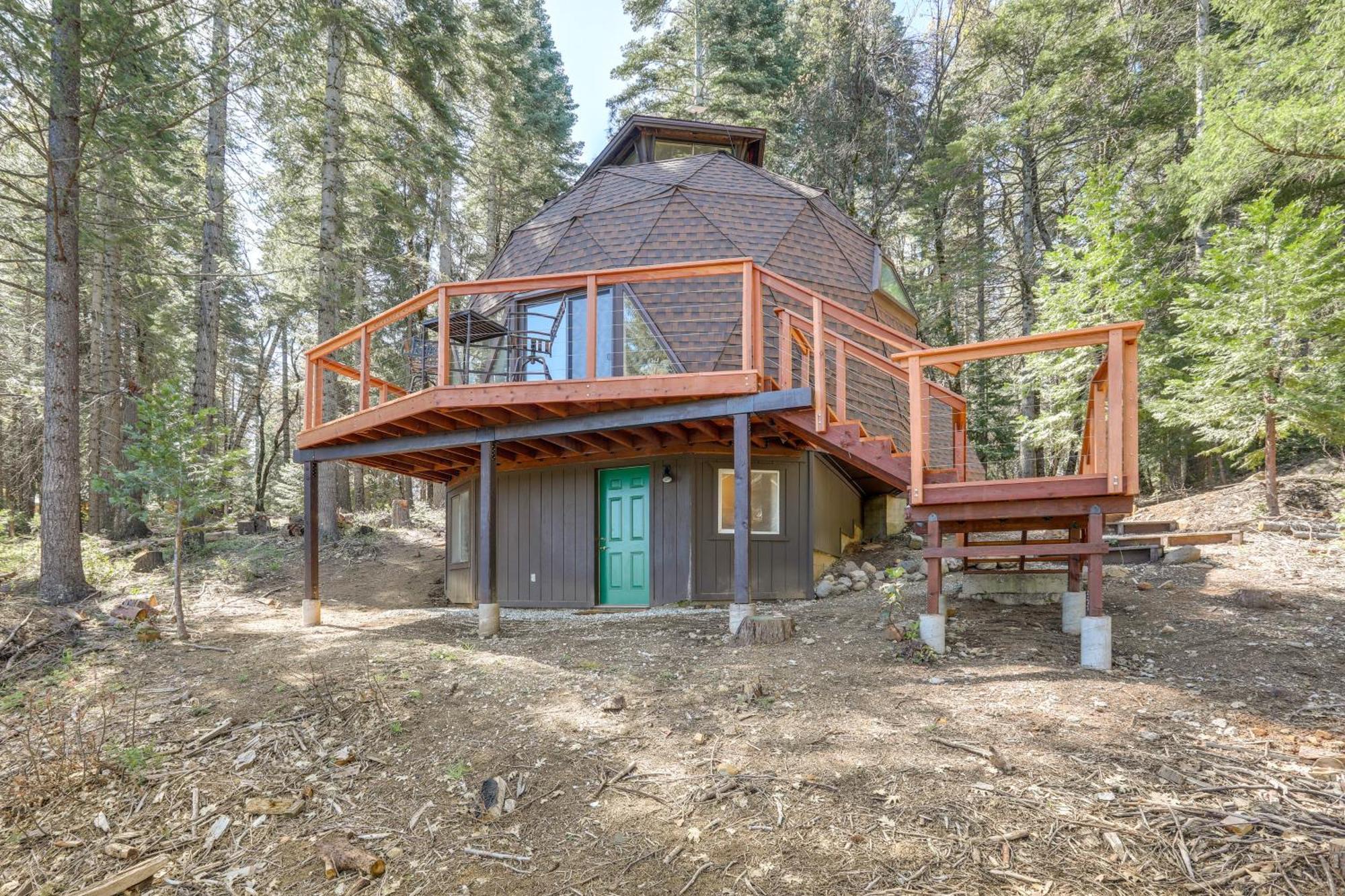 Off-grid Nevada Geodesic Dome House With Views! Nevada City